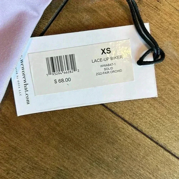 We Wore What Lace Up Biker Shorts - Picture 3 of 4